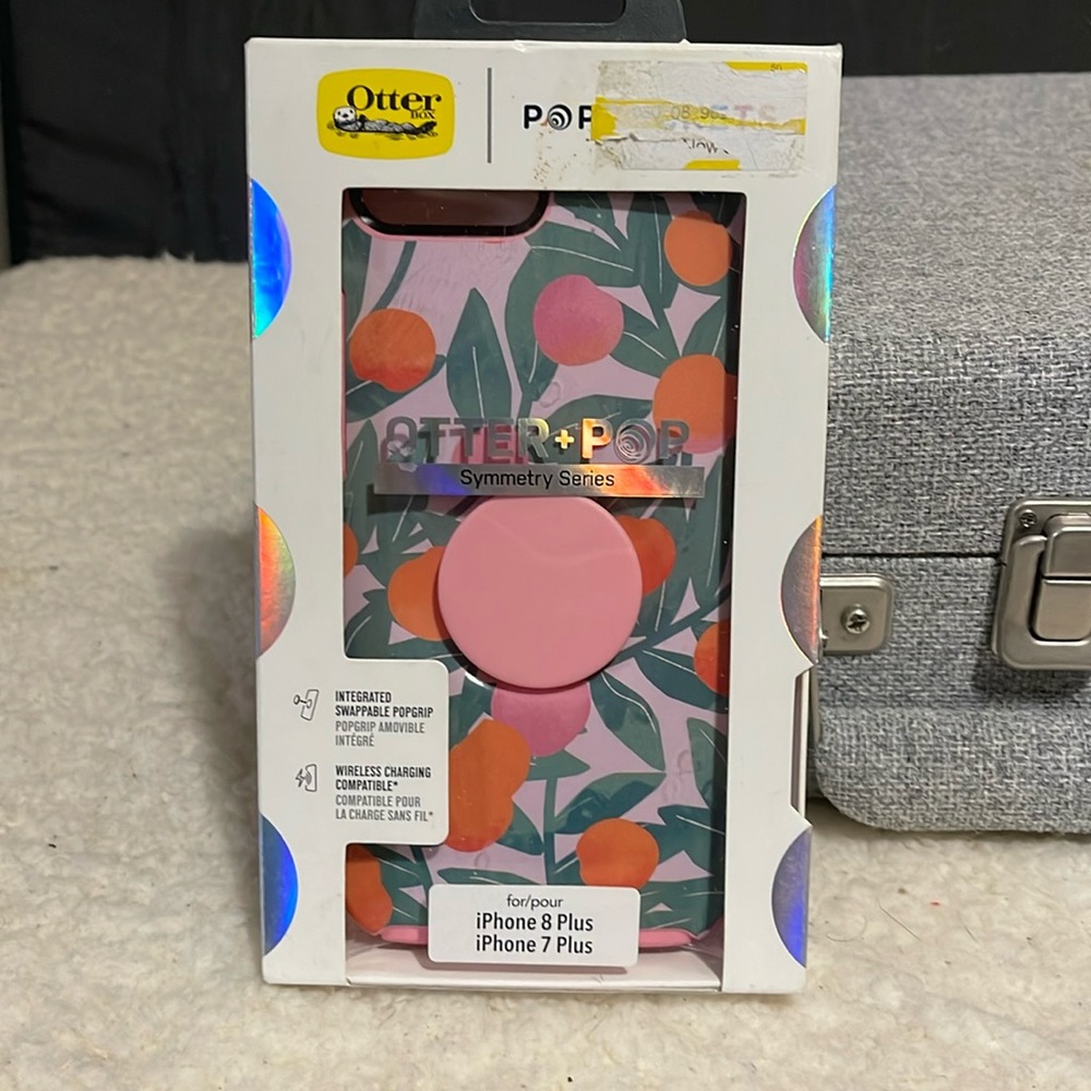 Otter+ Pop symmetry series, iPhone 8/7 plus. NWT